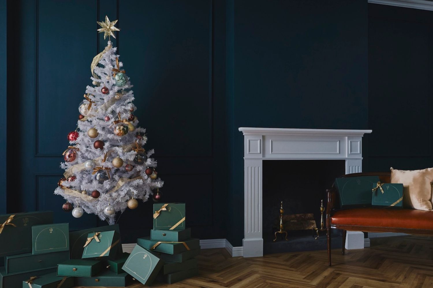 Holiday Gift Collection 2025｜心あたたかな余韻を残す、上質なギフト体験を。